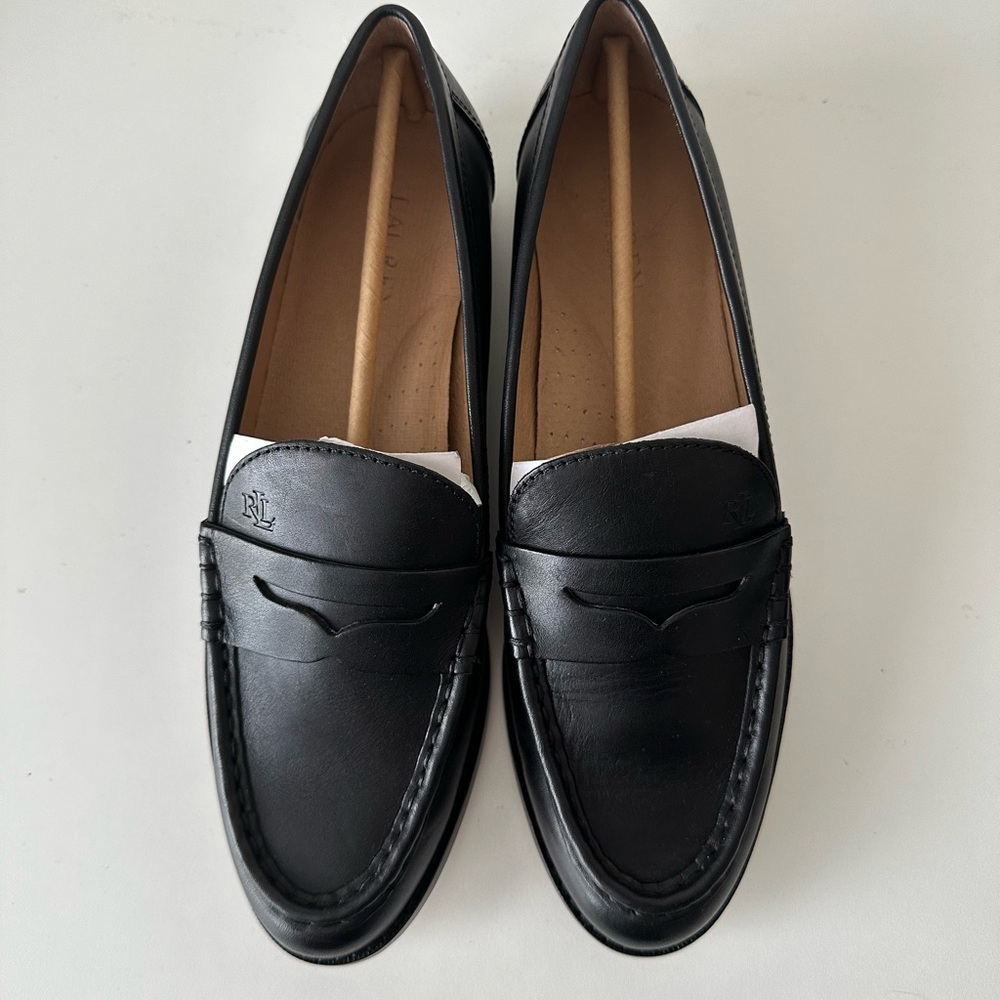 Lauren Ralph Lauren | Wynnie Burnished Leather Loafer | New | Size 9.5 B - Picture 3 of 12